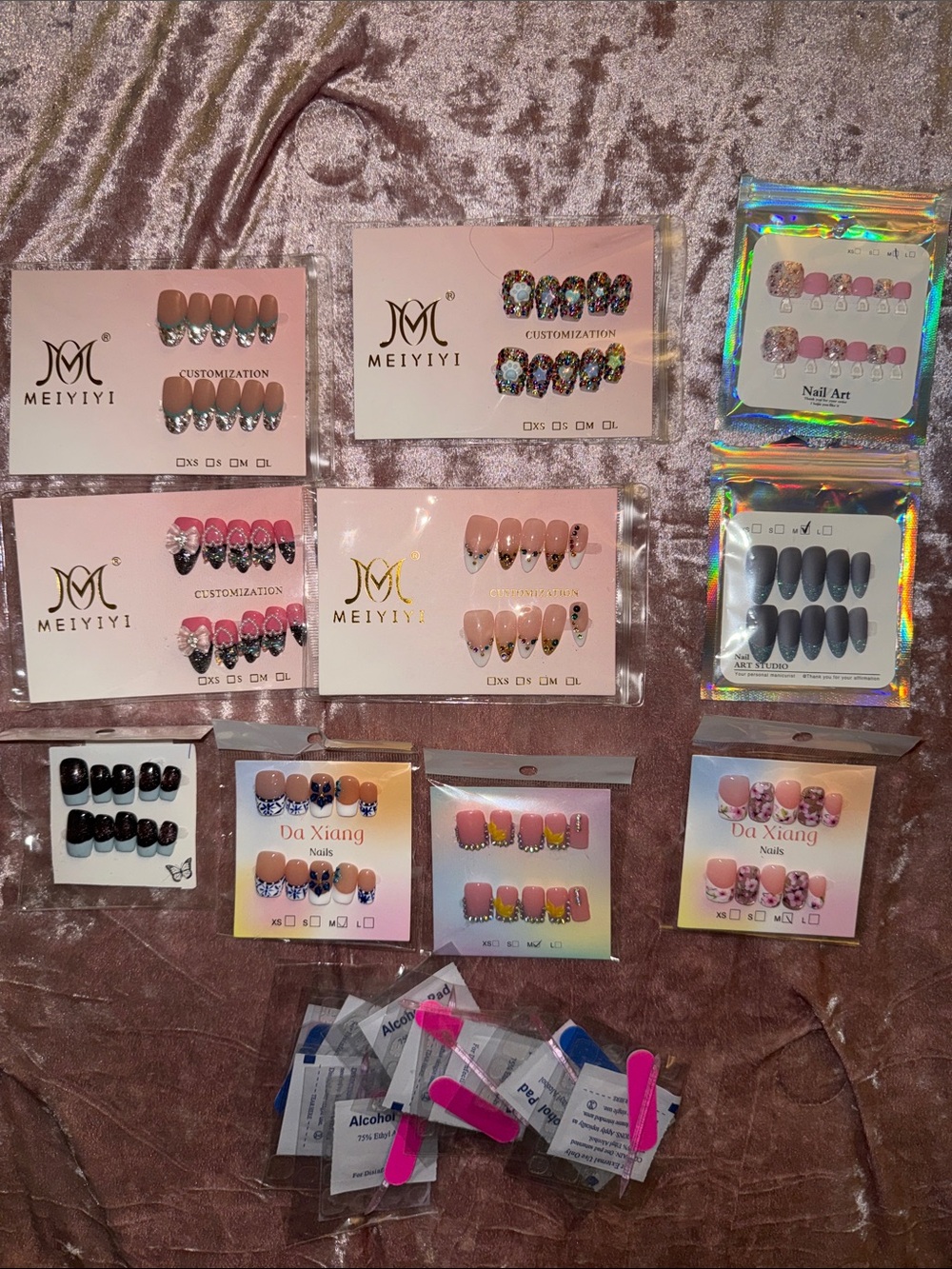 Quality Press-On Nail Sets - Assortment - Size Medium